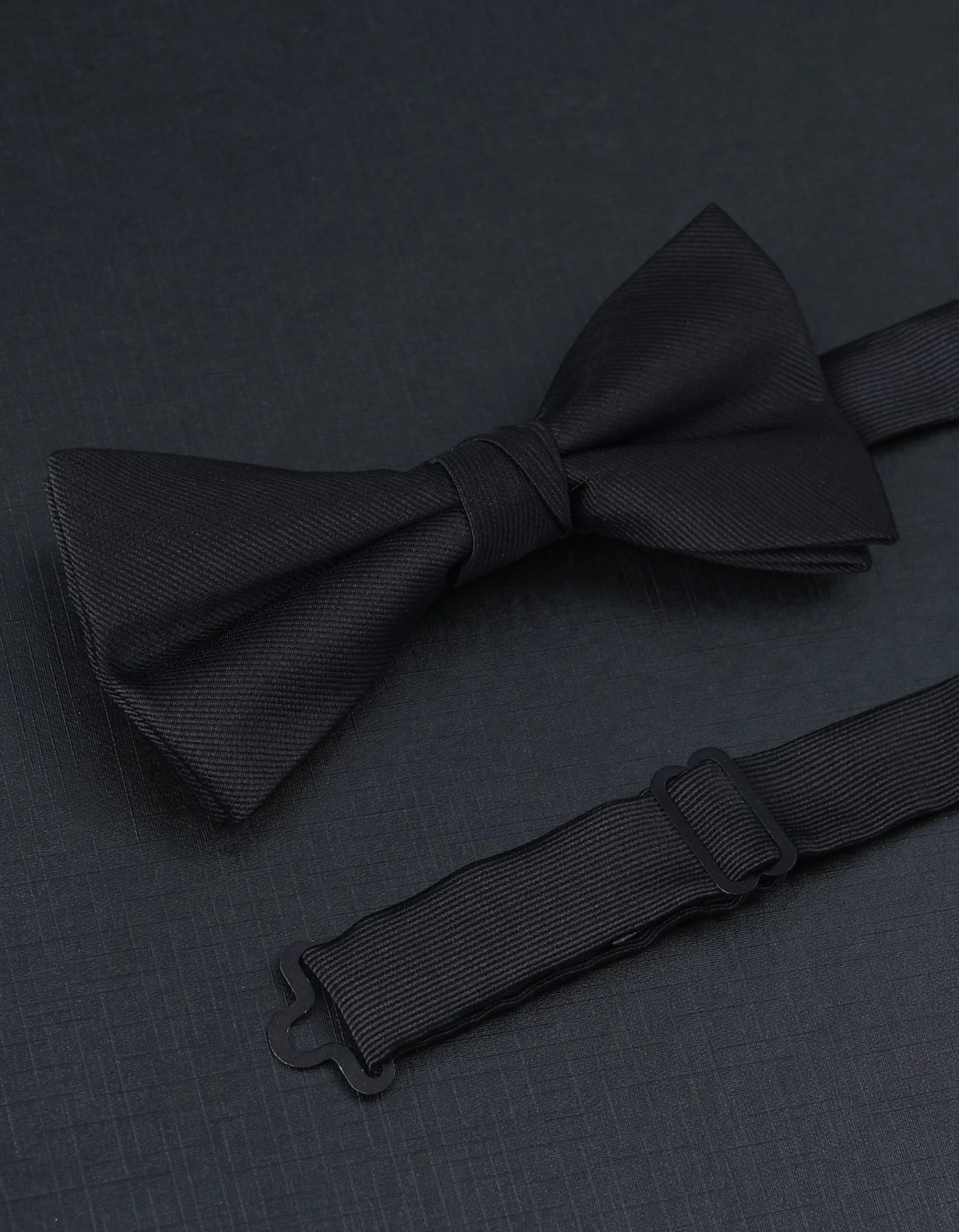 Black Butterfly Bow Tie - Image 4