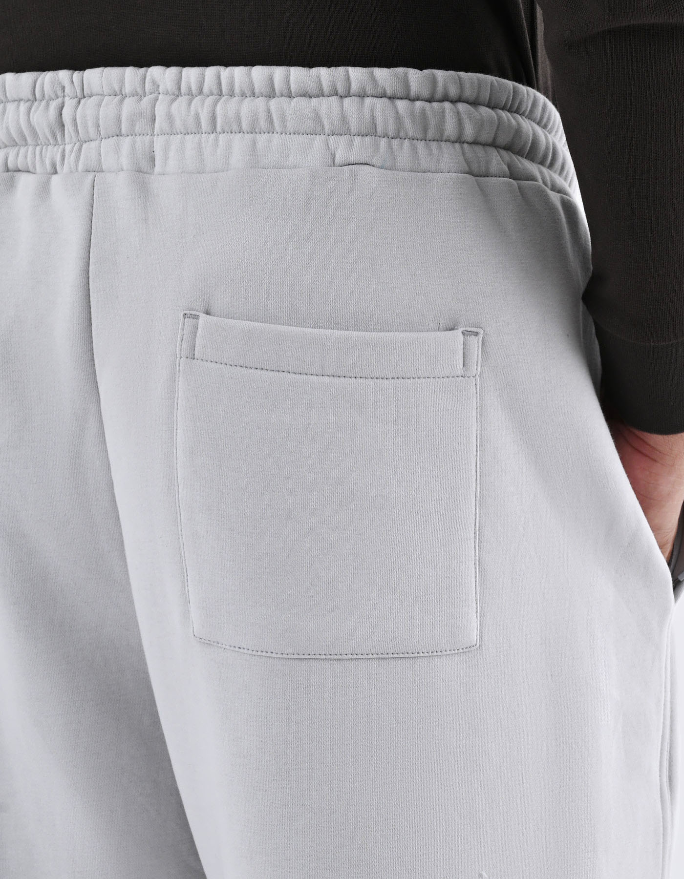 Chrome Plain Relax Fit Sweatpants - Image 4