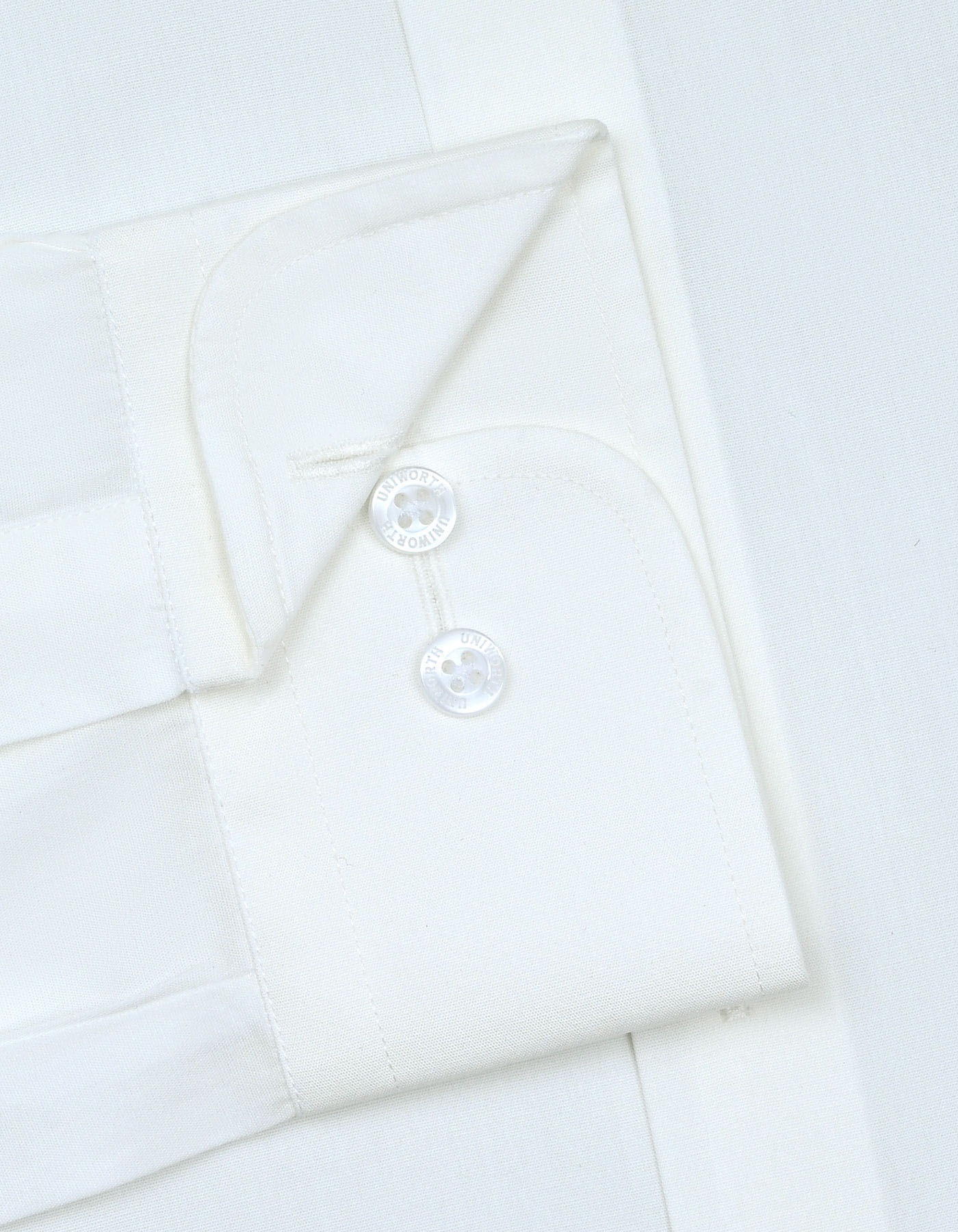 Off White Plain Classic Fit Shirt - Image 3